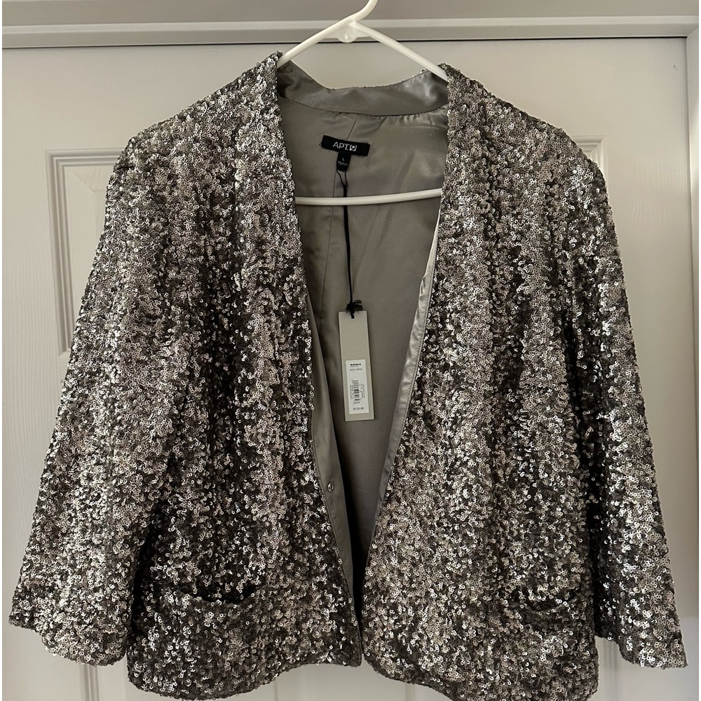 NEW Apt 9 Silver sequin Evening Jacket, Cropped  Open 3/4 sleeve.